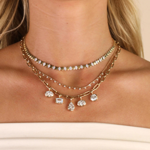 Collar con Colgante de Diamantes en Oro Amarillo con Corte Esmeralda en Forma de Corazón y Perlas Redondas con Engaste de Bisel, Cadena de Eslabones, Joyería de Lujo para Mujer - Product Image 2