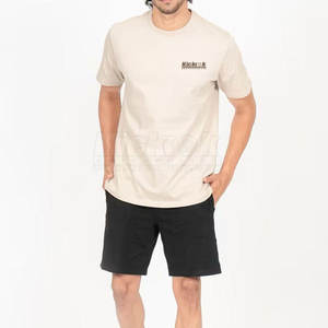 T-shirt homme de haute qualité 100% coton, tissu doux et confortable, idéal pour les tenues décontractées, les activités de plein air et le style quotidien - Product Image 5
