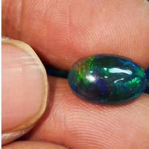 225 pièces d'opale noire naturelle éthiopienne, cabochons ovales et en forme de poire de 8 mm à 18 mm, lot de 535 carats, Iroc Sales, pierres précieuses en vrac, 407 $ US pour tout le lot - Product Image 6