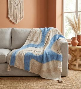 Wholesale <b>Super</b> <b>Soft</b> Luxury Jacquard Cotton Tufted Eco-Friendly Decorative Throw <b>Blanket</b> with Long Fringes - Product Image 2