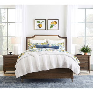 Cama Queen Tradicional con Cabecera Tapizada, Estructura de Madera Sólida, Diseño Suave - Product Image 2
