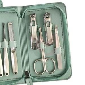 Juego de Manicura Profesional de Acero Inoxidable de Lujo 16 en 1, Kit de Cortaúñas con Estuche de Cuero de Regalo - Product Image 2