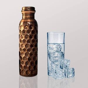 Hexagon Embossed Copper Water <b>Bottle</b> Geometric Texture Reusable Metal Drinking <b>Flask</b> Leakproof Daily Hydration <b>Bottle</b> - Product Image 4