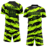 Jersey Sepak Bola Pria Lengan Pendek Kerah Tegak Anti Angin Ramah Lingkungan Warna Neon Hijau Hitam Sublimasi, Menyerap Keringat Empat Arah