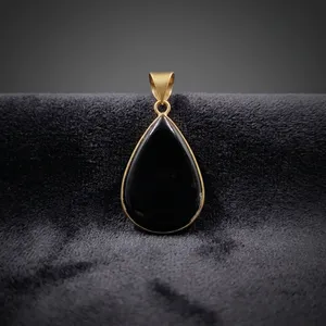 Pendentif en laiton avec cabochon en onyx noir naturel, bijoux en pierres précieuses faits à la main, vente en gros - Product Image 1