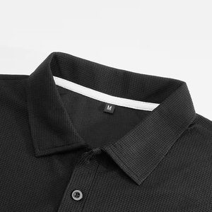Ensemble de pyjama décontracté pour homme en tissu doux avec haut confortable et pantalon assorti pour le repos nocturne et les loisirs à la maison - Product Image 3
