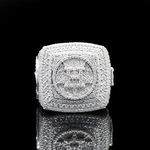 Elegante Anillo de Compromiso, Boda y Aniversario con Moissanita VVS, Engaste de Garra, Estilo Reloj, Urban King - Product Image 5