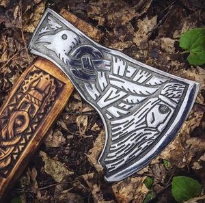 Hache viking artisanale avec tête de hache en acier au carbone gravée, manche en bois, poignée gainée de corde, hache de survie médiévale pour le camping - Product Image 3