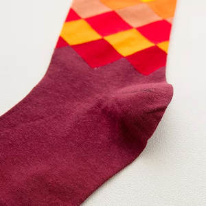 Chaussettes décontractées confortables, matériau léger, adaptées à un usage régulier, au bureau et aux activités quotidiennes - Product Image 4