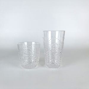 Gobelet en plastique acrylique coloré gaufré - Product Image 4