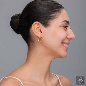 PRAO COMBO Boucles d'oreilles élégantes en cristal combo de clous et demi-créoles en cristal - Product Image 1