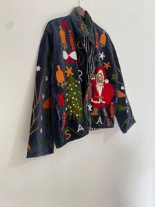 Veste en velours sur le thème de Noël de qualité supérieure pour femmes, brodée à la main avec un motif Père Noël, manches longues, manteau d'hiver pour femmes - Product Image 2