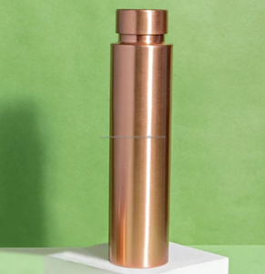 Bouteille d'eau en cuivre imprimé floral de vente chaude avec couvercle bouteille de médecin en métal de style classique pour verres décoratifs de voiture - Product Image 3