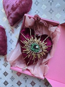 MD HANDICRAFTS Broche de Diseño Hecho a Mano con Bordado Colorido y Cuentas de Primera Calidad para Niños y Mujeres, Ideal para Bodas - Product Image 6