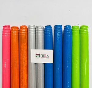 ไม้กวาดพื้น GMEX Classic Color ด้ามไม้ ขนแปรงพลาสติกเป็นมิตรกับสิ่งแวดล้อม ทำความสะอาดง่าย คุณภาพสูง ขนาด 120 ซม. สำหรับใช้ในบ้าน - Product Image 3