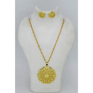 <b>Ethnic</b> Gold Plated Alloy Earring Chain Pendant Set Trendy Traditional Inspired Export Designer Jewelry Pendant Set Chain Earring - Product Image 6