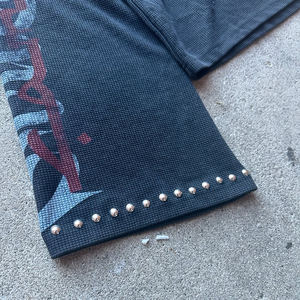 T-shirt gaufré surdimensionné noir personnalisé 100 % coton pour homme avec manches évasées et coupe carrée - Product Image 3