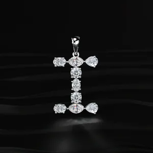 Nouveauté : Pendentif en diamant CVD cultivé en laboratoire avec initiale I, couleur D-E, clarté VVS-VS, certifié IGI, collier en or blanc. - Product Image 1