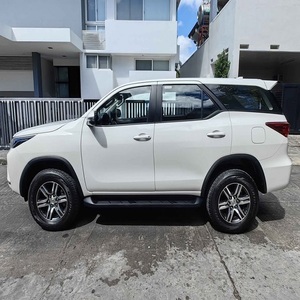 Disponible ahora TOYOTA FORTUNER 2.8L DIÉSEL 4X4 USADA del 2020 a precio económico con características modernas y potencia 4X4 - Product Image 3