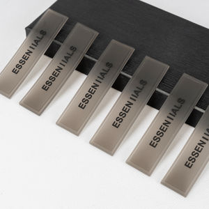 Parche con Logotipo Personalizado en Relieve 3D |   Etiqueta Termoadhesiva con Logotipo en Relieve para Chaquetas y Chalecos Acolchados |   Suministro Directo de Fábrica - Product Image 6