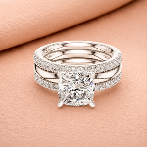 Anillo de Eternidad de Lujo con Diamantes en Forma de Pera en Oro Amarillo, Oro Blanco y Oro Rosa para Mujer, Joyería para Aniversario de Bodas - Product Image 2