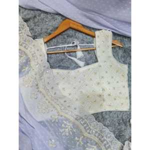 Saree เย็นออกแบบด้วยเลื่อมที่สวยงามและเย็บปักถักร้อยหัวข้อ - Product Image 4