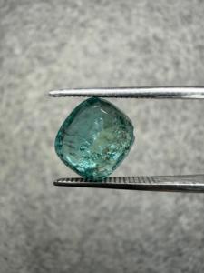 Pierre précieuse naturelle émeraude taille coussin 4,08 carats, vert, pour la fabrication de bijoux fins, vente en gros, Jai Narayan Gems pour bague - Product Image 2