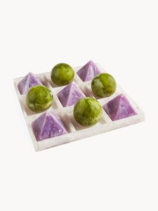 Jeu de Tic Tac Toe en résine géométrique, pyramides et sphères violettes et vertes, décoration de table, design minimaliste - Product Image 2