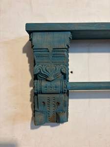 Porte-serviettes rustique en bois sculpté à la main, pour cuisine et salle de bain |   Support de canne à pêche vintage indien en bois de teck vieilli, couleur turquoise - Product Image 4
