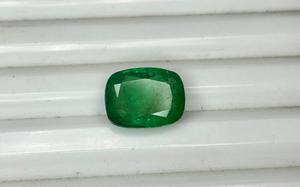 Esmeralda natural tallada en forma de cojín, piedra preciosa suelta, esmeralda facetada de color verde intenso. - Product Image 3