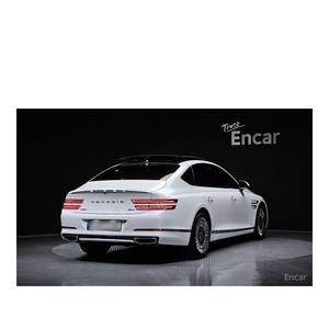 Genesis 2024 G80 2.5 Turbo AWD Essence 37 966 km Boîte de vitesses automatique Sièges en cuir Volant à gauche Caméra arrière - Voiture d'occasion - Product Image 2