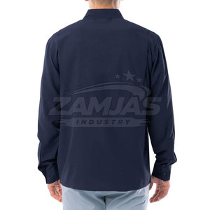 เสื้อเชิ้ตคาร์โก้แบบมีกระเป๋าหน้าติดกระดุมโค้งพร้อมโลโก้แบบกำหนดเอง สไตล์ลำลอง ระบายอากาศได้ดี ลายเรียบ แขนยาวสำหรับผู้ชาย - Product Image 2