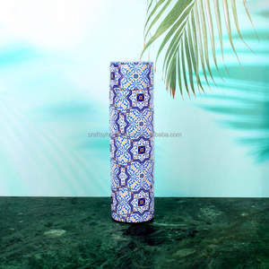 Botella de agua de cobre hecha a mano de alta calidad Diseño clásico único Impreso Conveniente Tapa de fácil elevación Accesorio para beber - Product Image 4