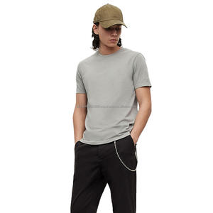 T-shirt pour homme grande taille, doux et résistant - Fabriqué en coton de haute qualité - Idéal pour un usage quotidien et un confort durable - Product Image 3