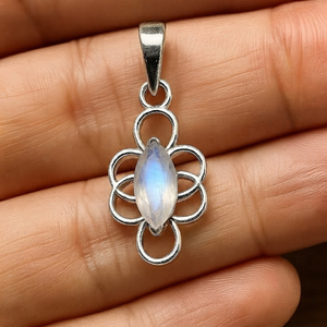 Rhaya Jewels – pendentif minimaliste en argent sterling 925, coupe marquise, plaqué rhodium, pierre de lune, bijoux de fiançailles pour femmes - Product Image 3
