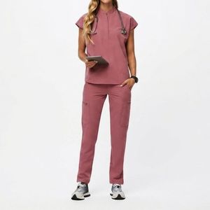Custom Nurse <b>Scrubs</b> <b>Set</b> Breathable Medical Uniform Comfortable Hospital Workwear OEM Contract Supply Nurse <b>Scrubs</b> <b>Set</b> - Product Image 3