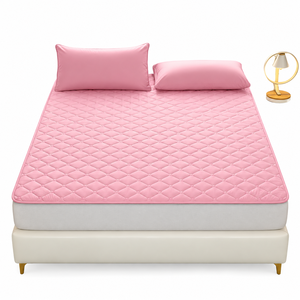 Protector de Colchón Acolchado con Tela Suave y Costuras en Forma de Diamante para una Cama Confortable - Product Image 3