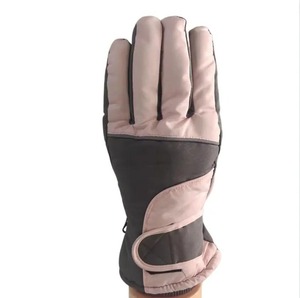 Gants de ski d'hiver pour hommes et femmes, gants en cuir avec sangle, sports de plein air, sécurité, football, gants de ski en provenance du Pakistan - Product Image 2
