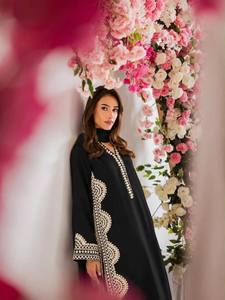 Ensemble de robe pour femme en tissu noir brodé, style kaftan ample, haut et jupe longue jusqu'aux chevilles, tenue élégante décontractée - Product Image 3
