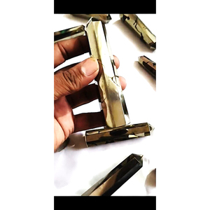 Vente en gros d'obélisques, tours et pointes en pyrite semi-précieuse naturelle, minéraux, cristaux naturels, objets artisanaux et figurines pour cadeaux d'affaires - Product Image 5