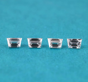 Diamant de laboratoire taillé trapèze exclusif DEF VVS VS, pierre lâche pour la production de bijoux de créateurs et les montages personnalisés - Product Image 1