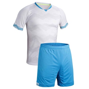 Uniforme de Fútbol de Alta Calidad 100% Poliéster, Transpirable, con Protección UV, Resistente a las Manchas, Suave al Tacto y Antidesgarro - Product Image 2