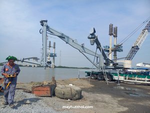 Sistema de Descarga de Cemento para Barcos, Adecuado para Operaciones Portuarias y de Terminales, Ofrece Descarga Continua y Controlada de Polvo - Product Image 3