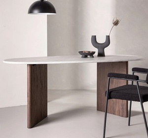 Table de salle à manger moderne de luxe, simple et haut de gamme, avec plateau ovale en marbre blanc et base en bois d'acacia massif finition marron - Product Image 1
