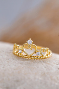 Yellow Gold Heart <b>Crown</b> Lab Grown Diamond <b>Ring</b> - Product Image 4