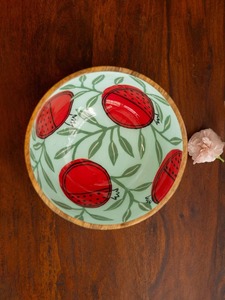 Tazón de Madera Hecho a Mano con Diseño de Mariquita Roja, Recubrimiento de Esmalte de Color, Estilo Adorable para Servir Alimentos, Regalos, Diseño Rústico - Product Image 4