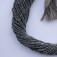 Perles rondes facettées en micro-hématite naturelle de 2 mm et 3 mm, design tendance pour la création de bijoux, achetez maintenant auprès d'un fabricant indien