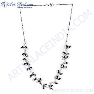 Collar con Colgante de Planta de Circonita Cúbica Marquise de Aleación de Zinc Plateado en Plata Art Palace, Estilo Romántico para Mujer, Cadena de Serpiente de 20 Pulgadas - Product Image 3