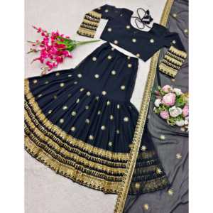 Conjunto de Choli-Lehenga y Dupatta con Bordado, Accesorios Étnicos de Diseño - Product Image 2