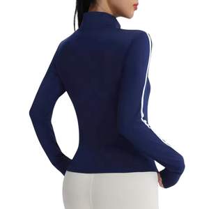 Veste de yoga pour femme, respirante, avec passepoil blanc marine, fermeture éclair intégrale, coupe ajustée, col montant, manches longues, haut de sport pour l'entraînement et la gym - Product Image 2